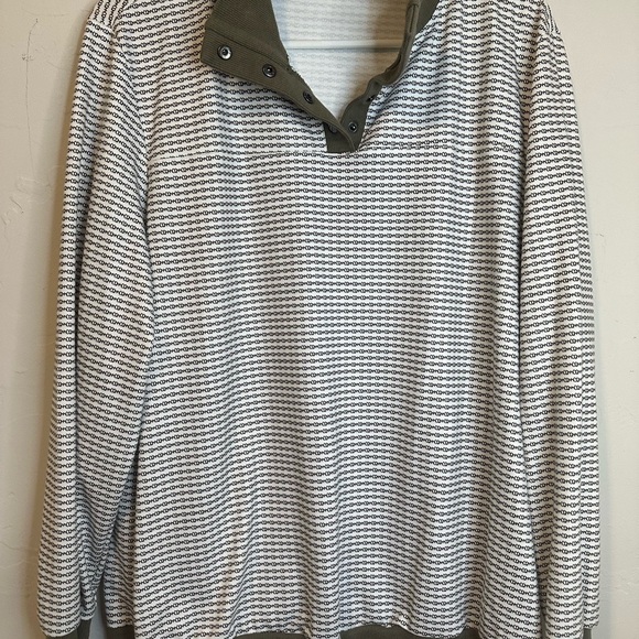 Tops - Green/Off White Long Sleeve Pullover